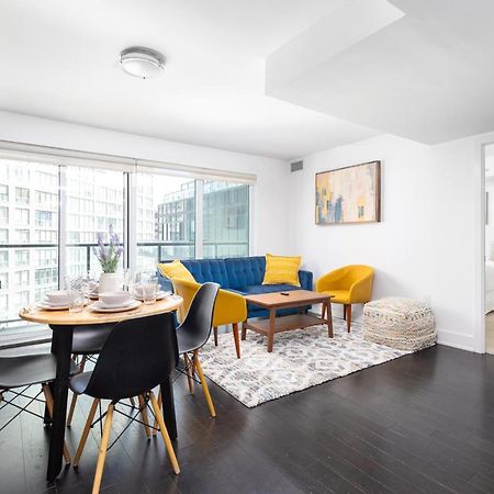 Upscale & Modern 2Bd + Den 2Ba Heart Of Downtown! Leilighet Toronto Eksteriør bilde